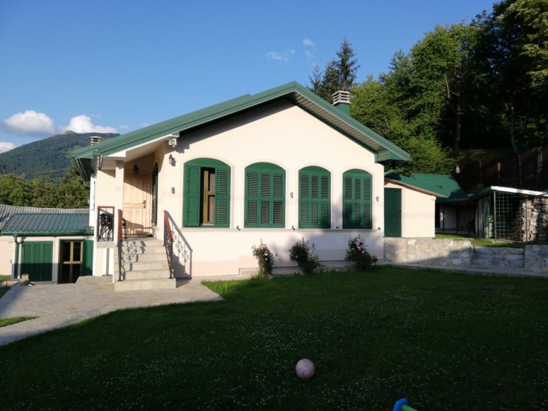 House in Kolasin, Montenegro - picture 1