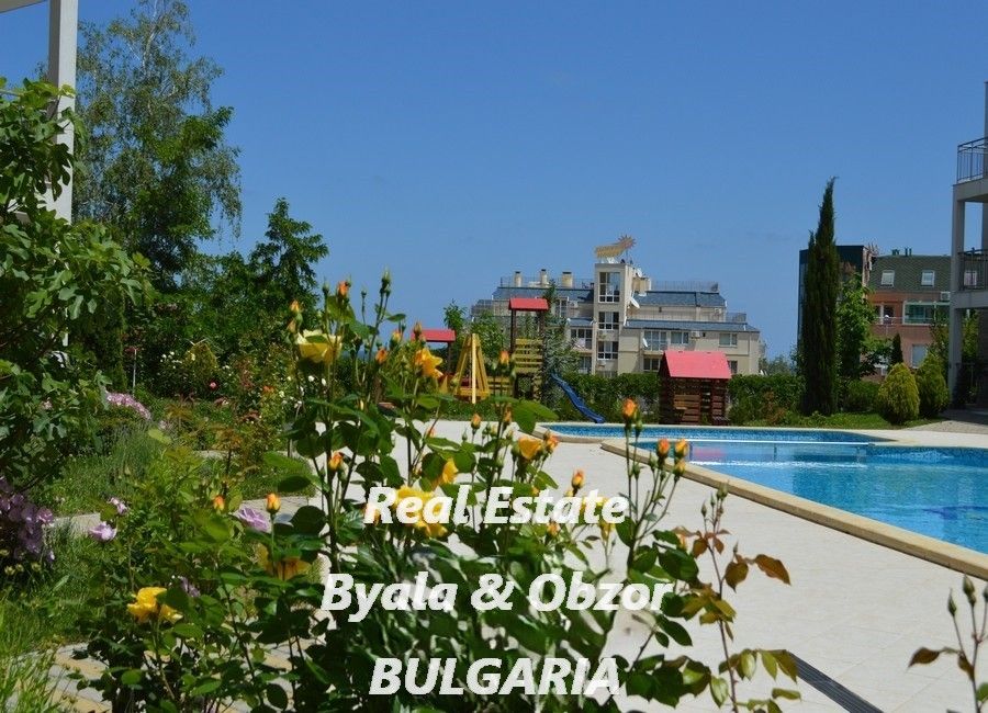 Appartement à Byala, Bulgarie, 52 m² - image 1