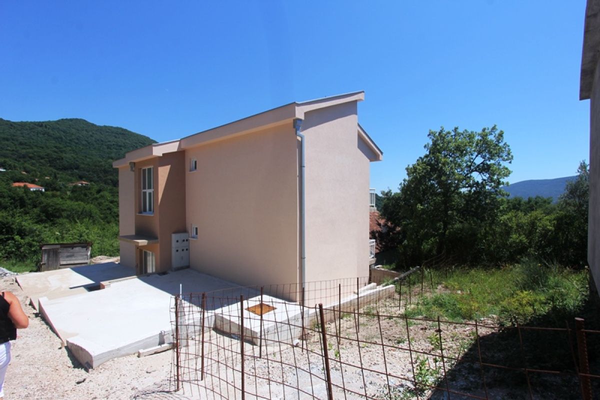 House in Igalo, Montenegro - picture 1
