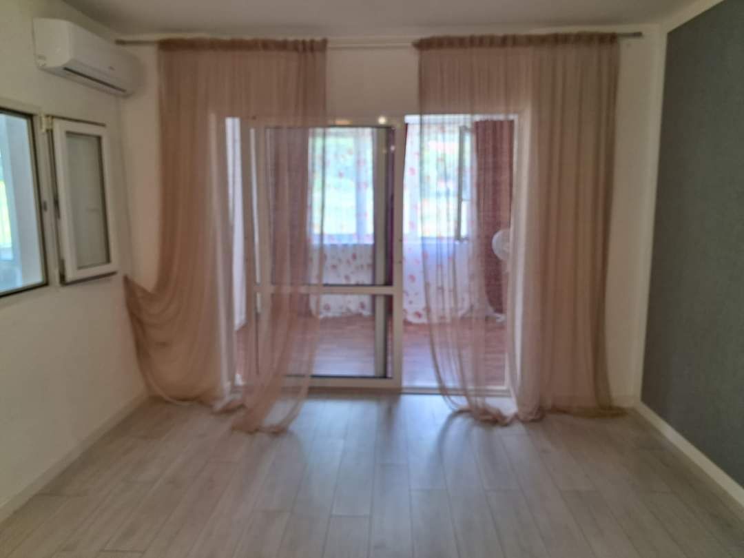 Flat in Bar, Montenegro, 47 sq.m - picture 1