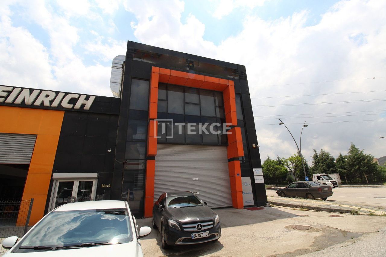 Tienda en Ankara, Turquia, 1 350 m2 - imagen 1