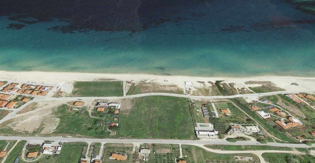 Land in Chalkidiki, Greece, 4 887 sq.m - picture 1