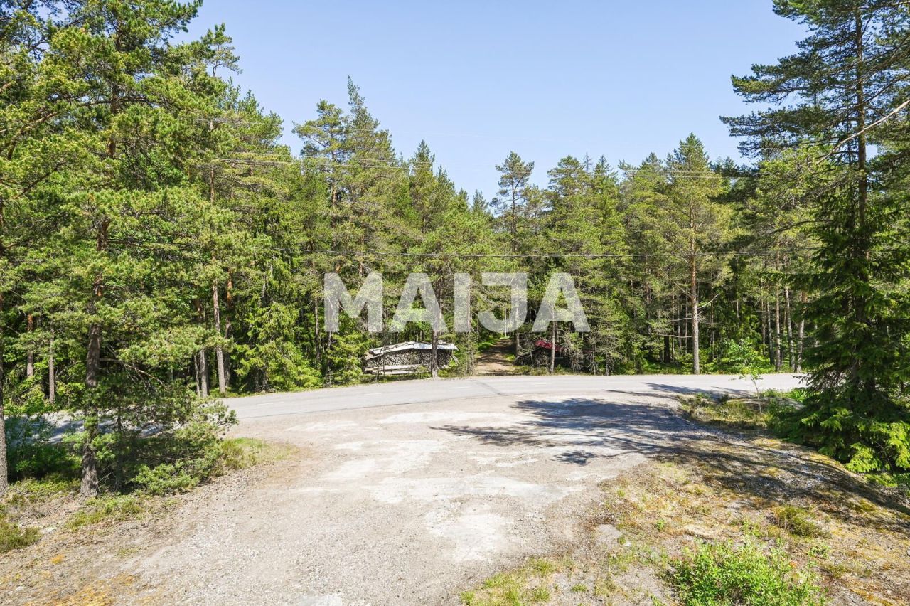 Land in Sipoo, Finland, 5 000 sq.m - picture 1