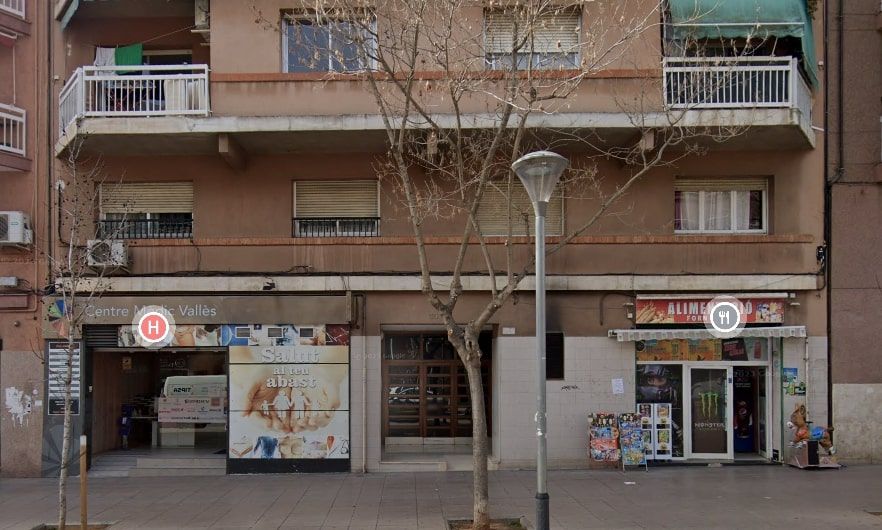 Commercial property in Cerdanyola del Valles, Spain, 480 sq.m - picture 1