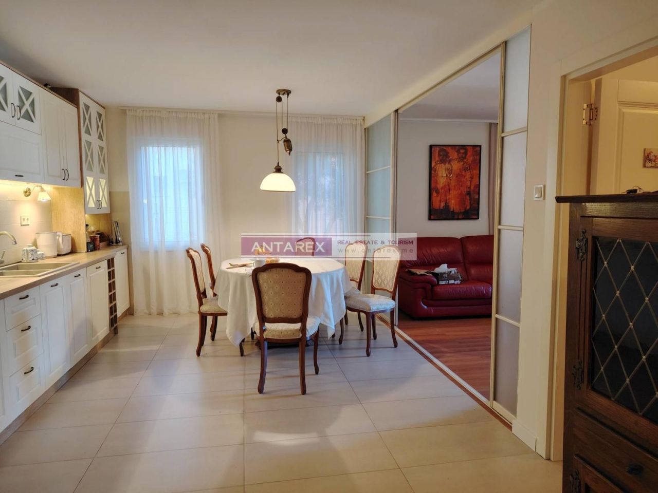 Apartment in Petrovac, Montenegro, 121 sq.m - picture 1