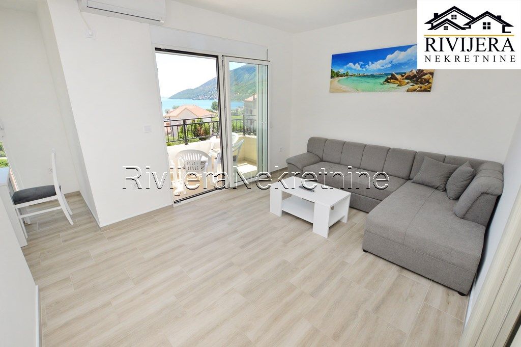 Appartement à Herceg-Novi, Monténégro, 40 m2 - image 1