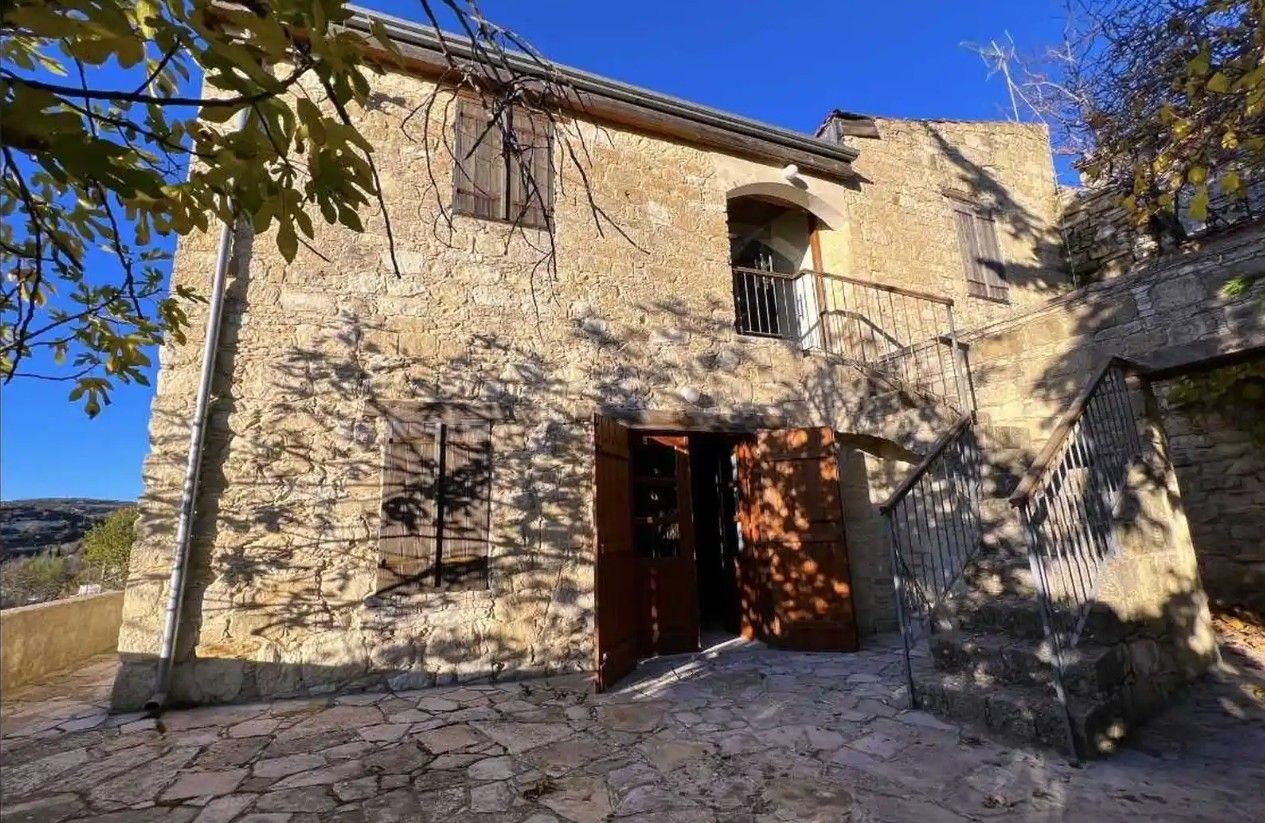 Villa in Limassol, Cyprus, 180 sq.m - picture 1