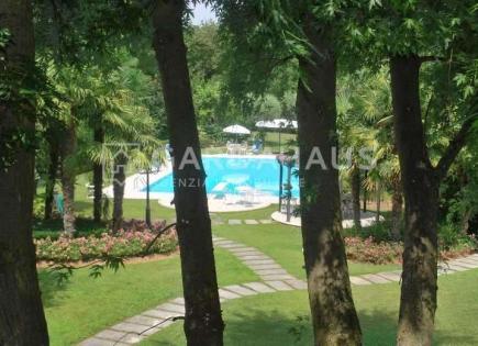 Villa for 1 750 000 euro on Lake Garda, Italy