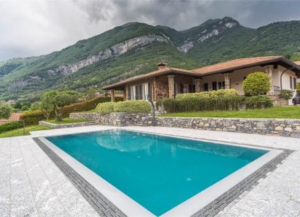 Villa für 2 400 000 euro in Comer See, Italien