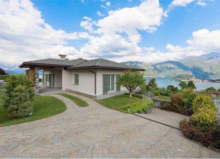Villa para 4 200 000 euro por Lago de Como, Italia
