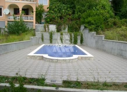 Flat for 160 000 euro in Baosici, Montenegro