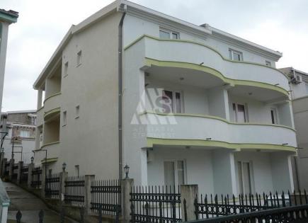 House for 400 000 euro in Dobra Voda, Montenegro