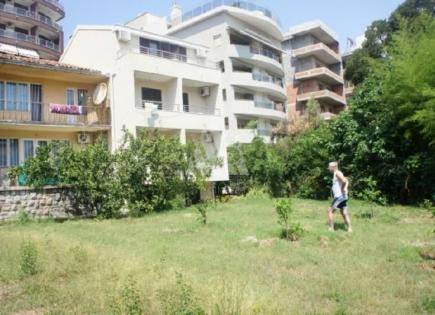Commercial apartment building for 830 000 euro in Budva, Montenegro