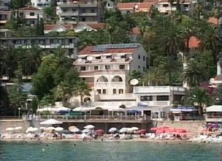 Hotel for 3 500 000 euro in Herceg-Novi, Montenegro
