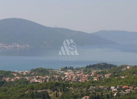 Terreno para 135 000 euro en Tivat, Montenegro
