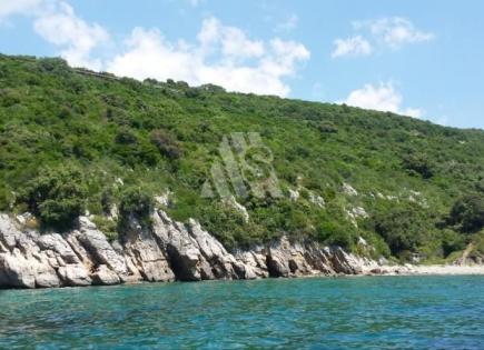 Land for 209 000 euro in Dobra Voda, Montenegro