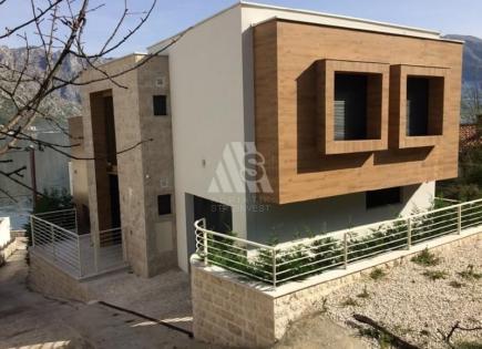 Villa für 1 700 000 euro in Stoliw, Montenegro