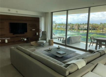 Apartment for 2 592 235 euro in Miami, USA