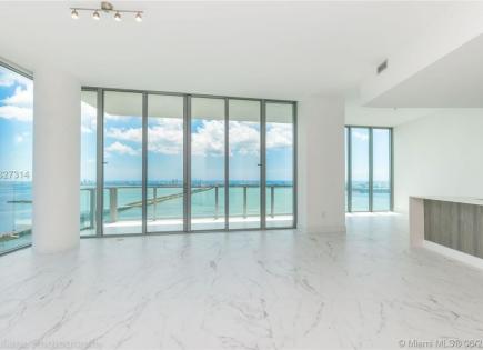 Penthouse for 2 075 153 euro in Miami, USA