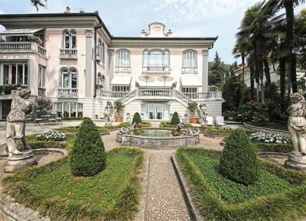Villa on Lake Garda, Italy (price on request)