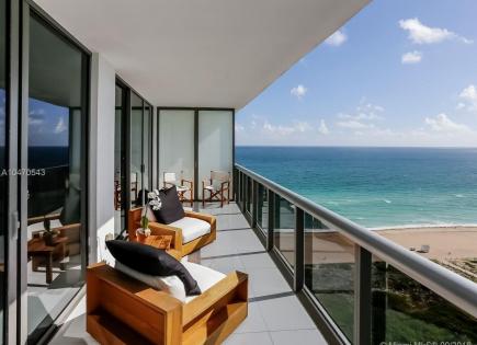 Penthouse for 1 847 215 euro in Miami, USA