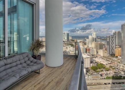 Penthouse for 1 468 762 euro in Miami, USA