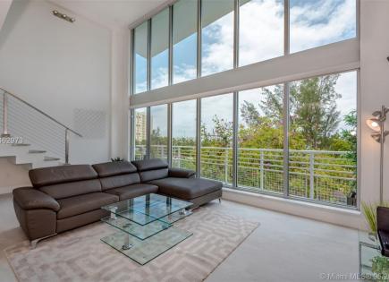 Penthouse for 1 192 451 euro in Miami, USA