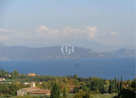Flat for 295 000 euro on Lake Garda, Italy