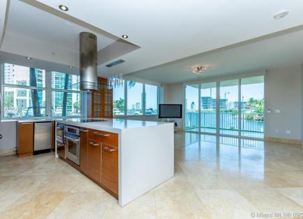 Wohnung für 744 729 euro in Miami, USA
