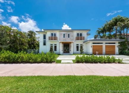 Villa for 2 354 689 euro in Miami, USA