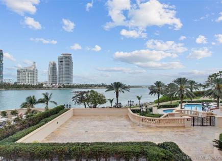 Apartment for 6 424 636 euro in Miami, USA
