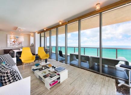 Apartment for 2 477 618 euro in Miami, USA
