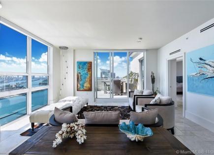 Penthouse for 2 675 321 euro in Miami, USA