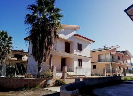 House for 199 000 euro in Scalea, Italy