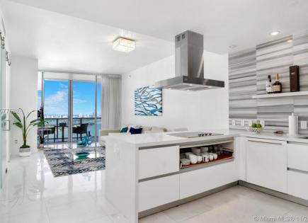 Apartment for 639 507 euro in Miami, USA