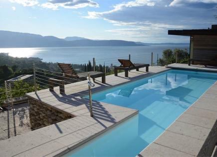 Manor for 3 150 000 euro on Lake Garda, Italy