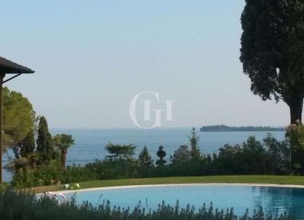 Apartment for 790 000 euro on Lake Garda, Italy
