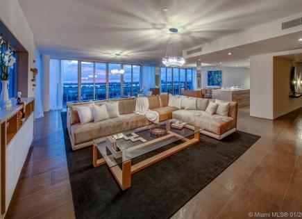 Appartement pour 3 123 923 Euro à Miami, États-Unis