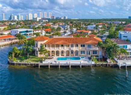 Villa for 5 522 192 euro in Miami, USA