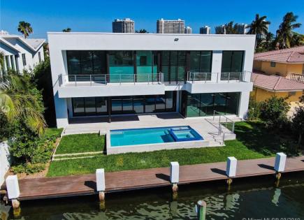 Villa for 4 410 915 euro in Miami, USA