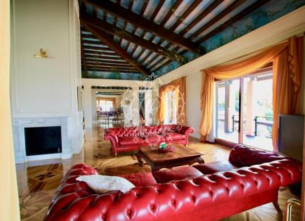 Villa for 3 500 000 euro in Sirtori, Italy
