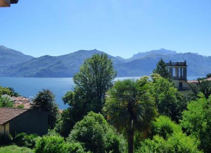 Flat for 278 000 euro on Lake Como, Italy