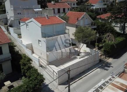 Villa para 650 000 euro en Krasici, Montenegro