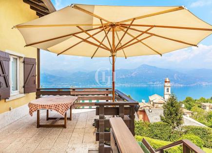 Villa for 990 000 euro on Lake Garda, Italy
