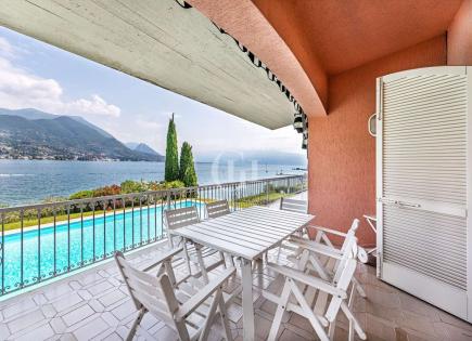 Villa for 3 300 000 euro on Lake Garda, Italy