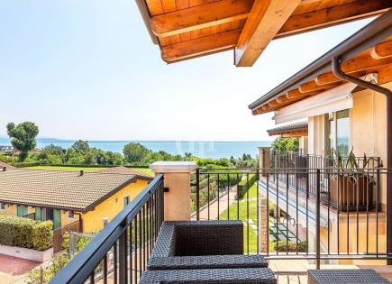 Wohnung für 315 000 euro in Gardasee, Italien