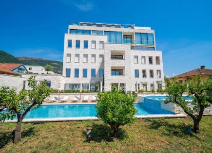 Flat for 260 000 euro in Tivat, Montenegro