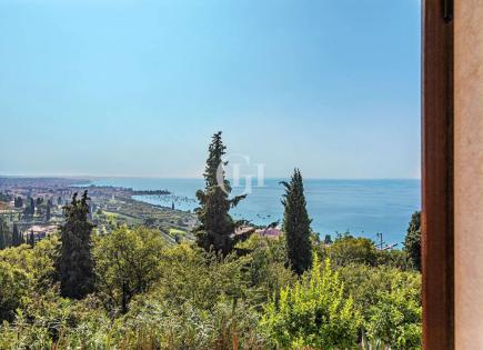 Flat for 760 000 euro on Lake Garda, Italy