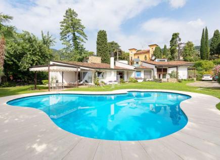 Villa para 1 400 000 euro por Lago de Garda, Italia