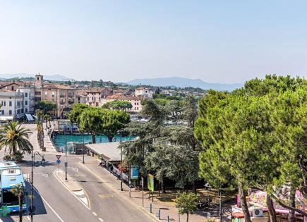 Apartamento para 1 380 000 euro por Lago de Garda, Italia